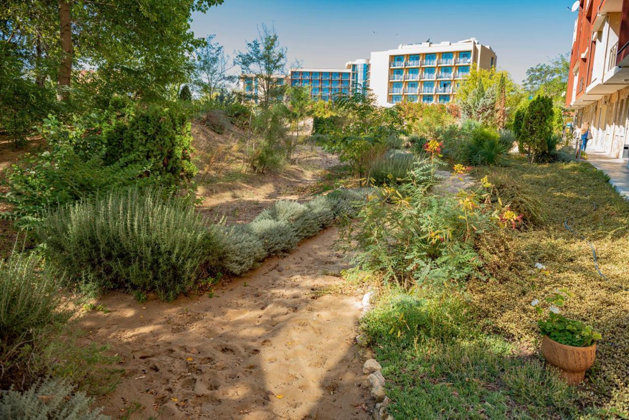 Menada Dune Residence Apartments 阳光海滩 外观 照片